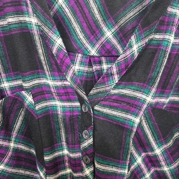 Torrid Black and Purple Plaid Flannel Harper Shirt 3x - Picture 2 of 4